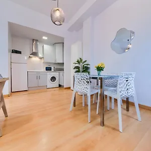 Apartment Holidays2malaga Victoria Next Old Town High Speed Wifi, Malaga